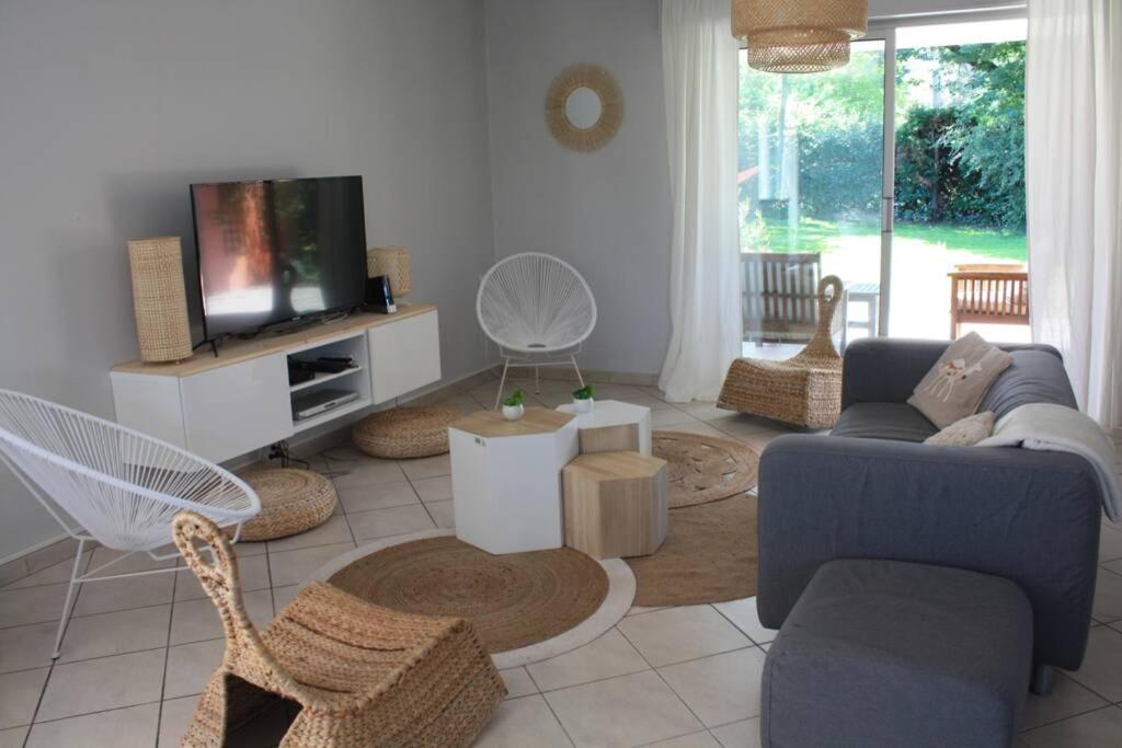 Grande Maison Familiale Piscine Et Jardin Gujan-Mestras Exteriör bild